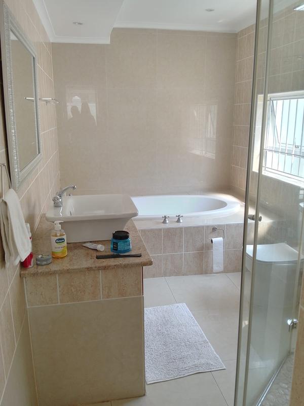 3 Bedroom Property for Sale in Van Ryneveld Western Cape